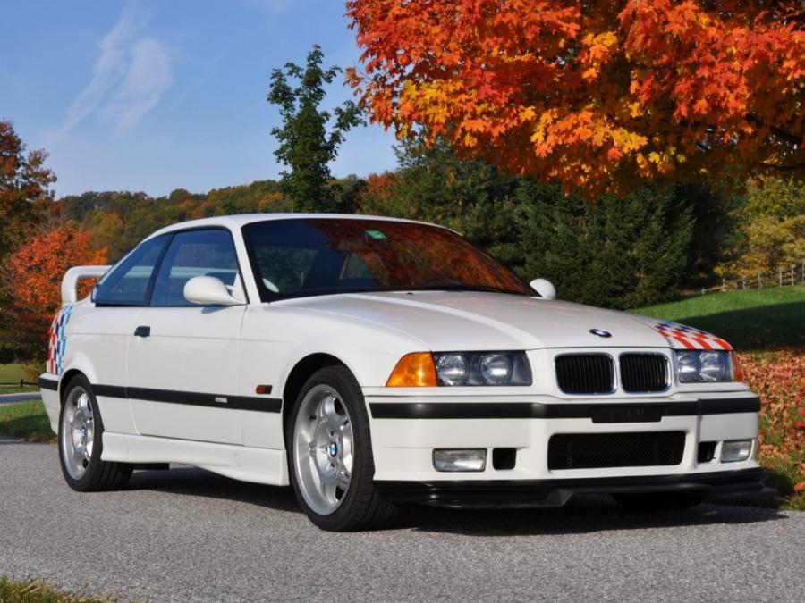 BMW M3 Lightweight 1995 года  (фото 4 из 6)